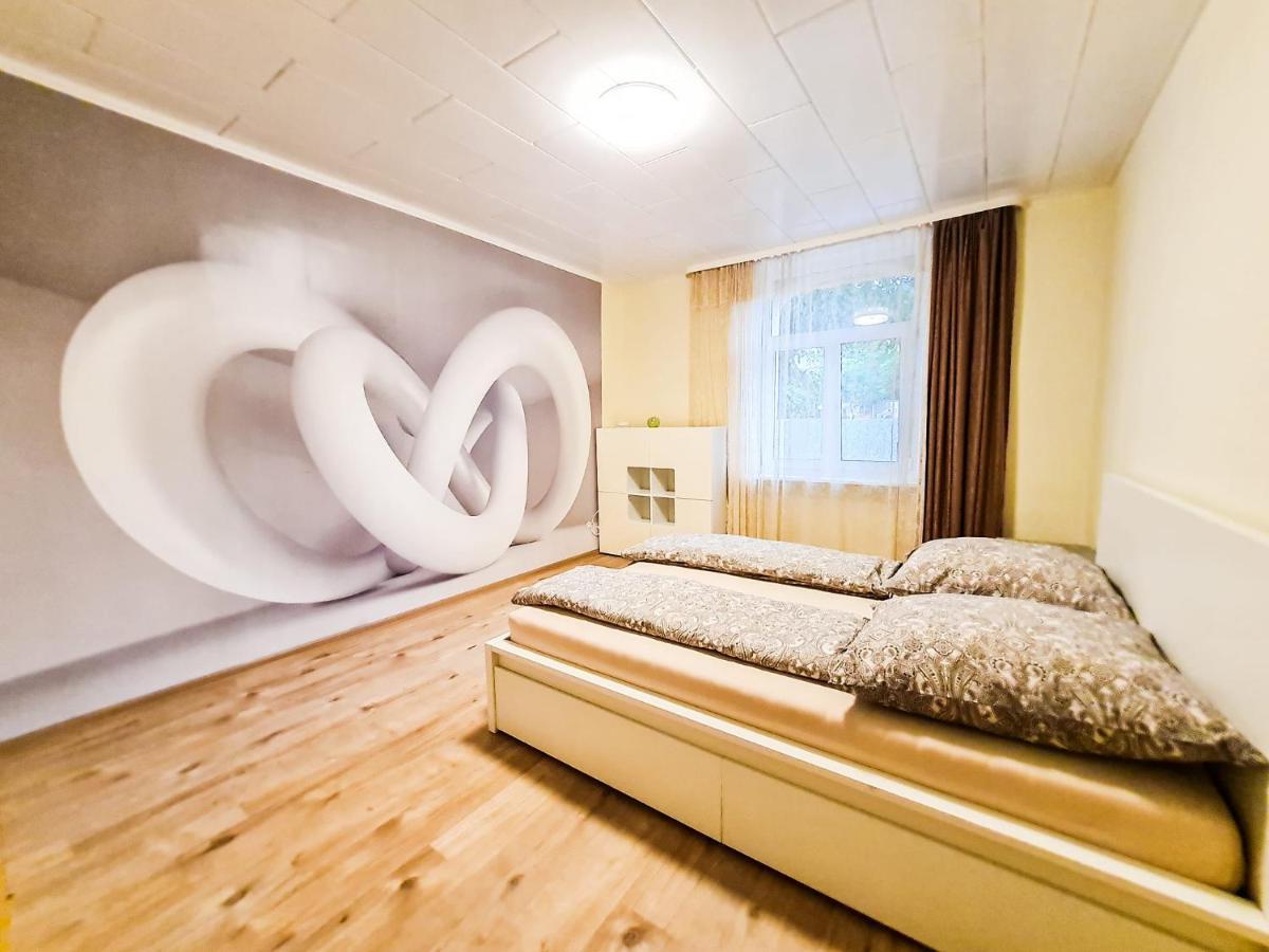 Moderne 3Zimmer Wohnung Mit Balkon Nuremberg ภายนอก รูปภาพ