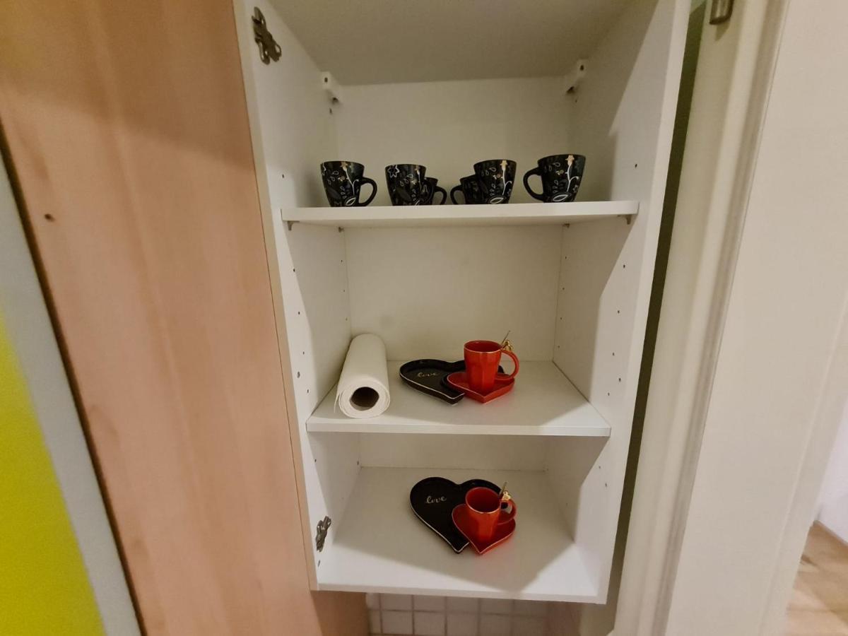 Moderne 3Zimmer Wohnung Mit Balkon Nuremberg ภายนอก รูปภาพ